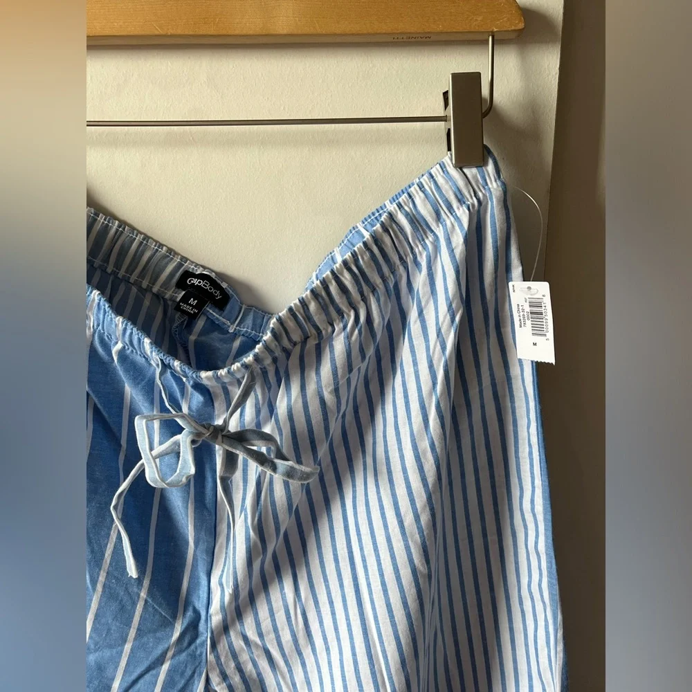 NWT GAP Body Blue Striped Women’s Pants - Picture 2 of 3
